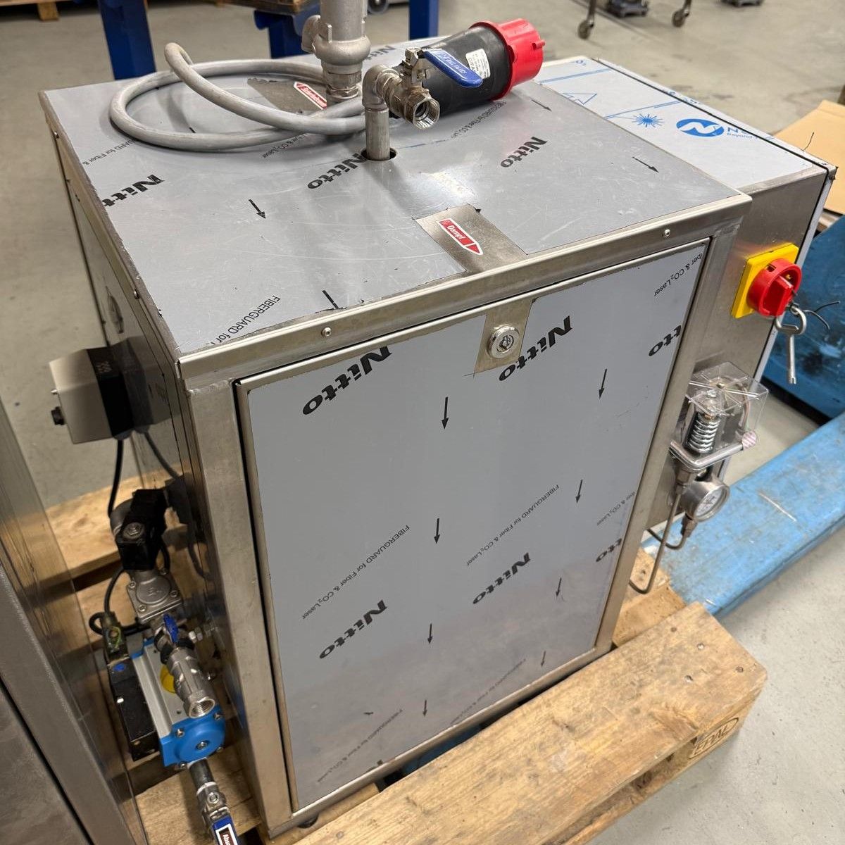 Electric Steam Generator NDD18-3 — used